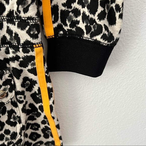 Juicy Couture Black Label -NWT- Small- Tangier Leopard Romper -OFFERS ACCEPTED! - Picture 13 of 16